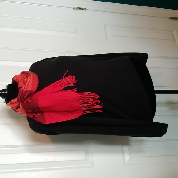 Sweaters - Rebecca Malone lightweight sweater